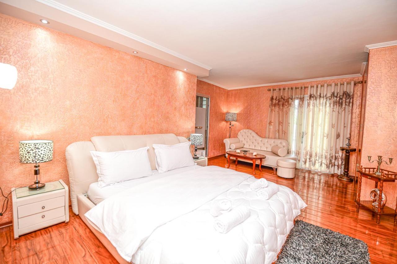 שקודר Zobo Hotel מראה חיצוני תמונה