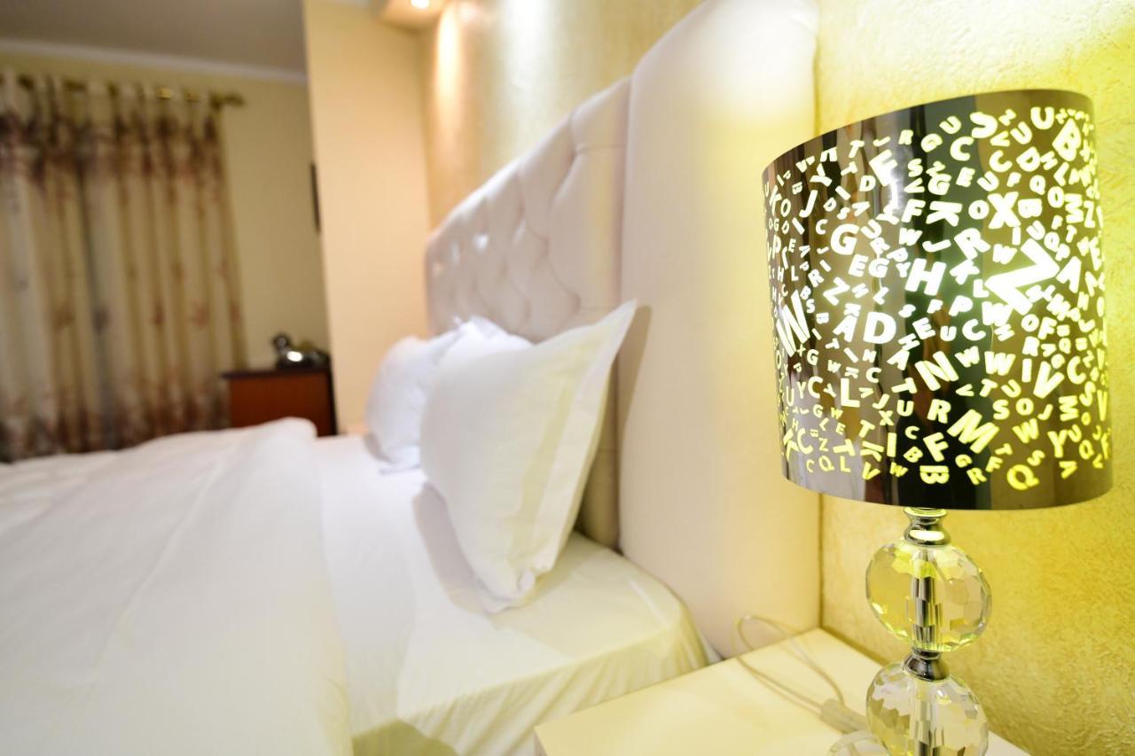 שקודר Zobo Hotel מראה חיצוני תמונה